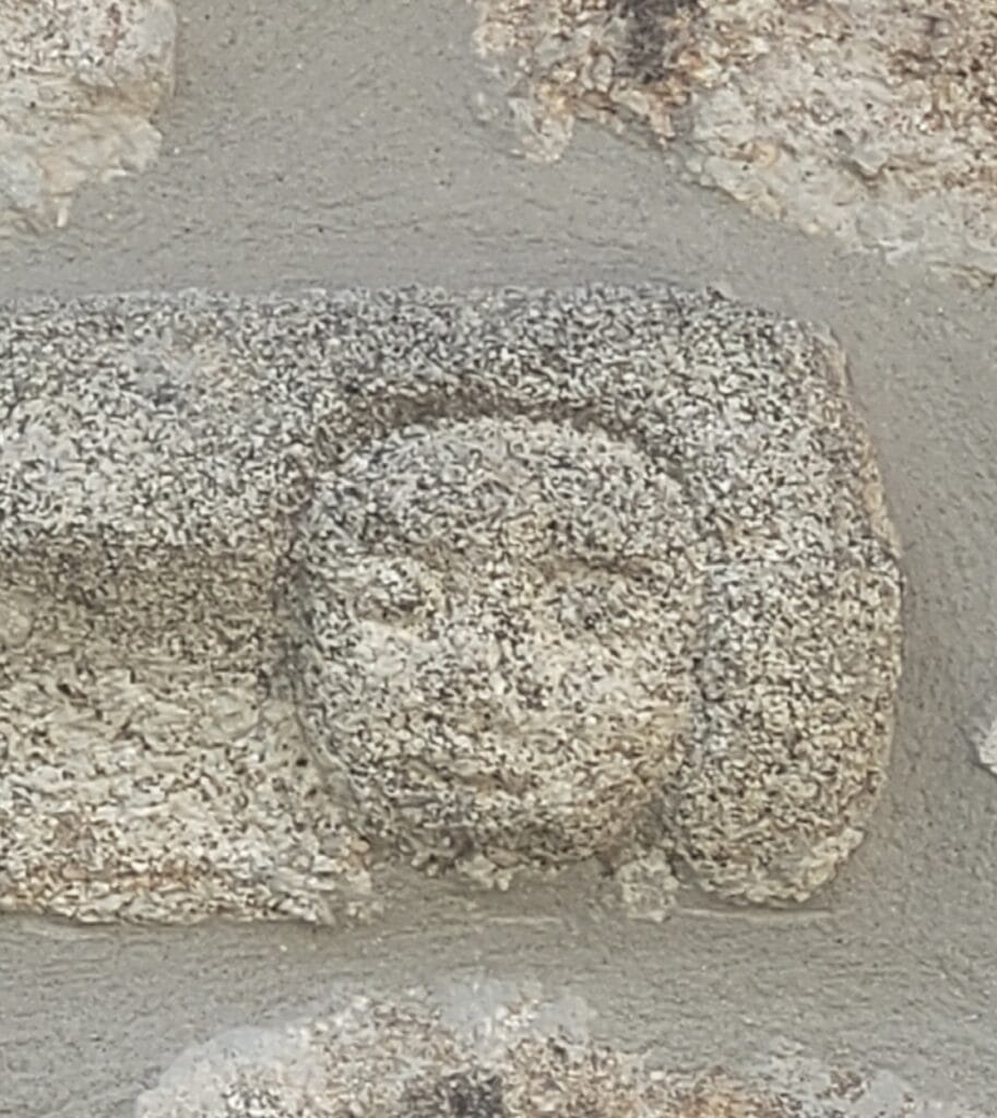 Les mascarons tête 1